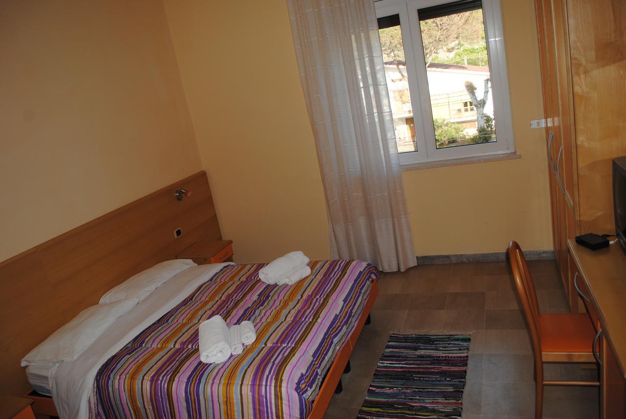 Hotel South Paradise Palmi Exterior photo